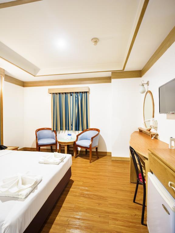 Bavana Hotel Бангкок Екстер'єр фото