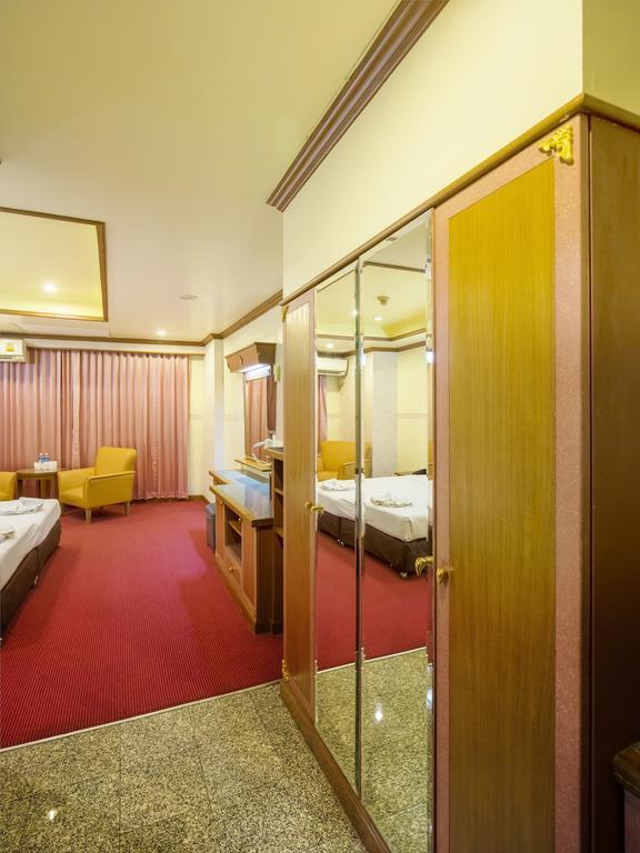 Bavana Hotel Бангкок Екстер'єр фото