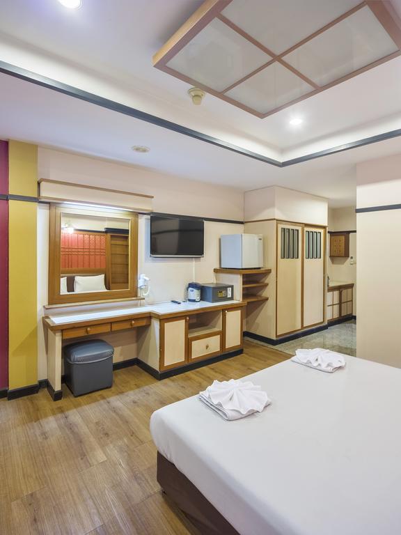 Bavana Hotel Бангкок Екстер'єр фото